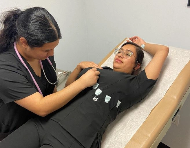 students training patient procedures students training patient procedures